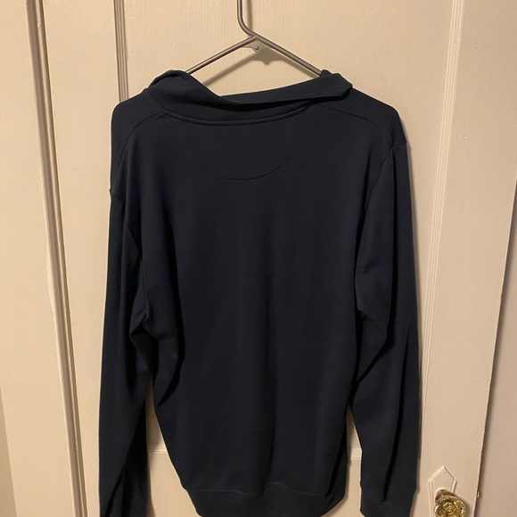 Vineyard Vines navy blue pullover - excellent condition - worn once - - Picture 1 of 2